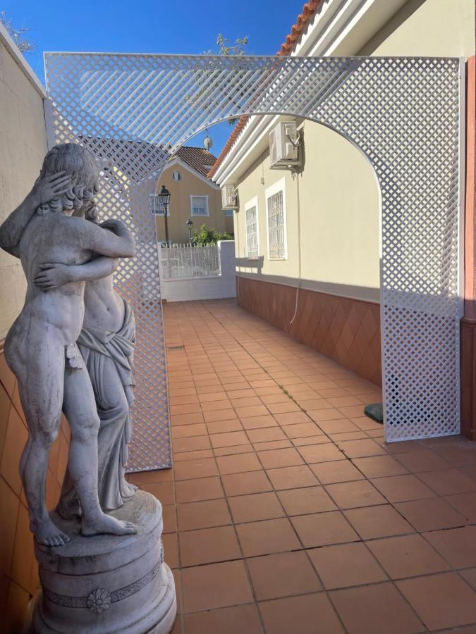 Villa Triana Seville Exterior photo